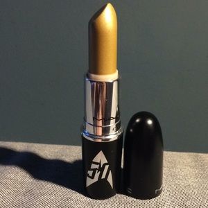 MAC The Enemy Within Star Trek Casing Lipstick